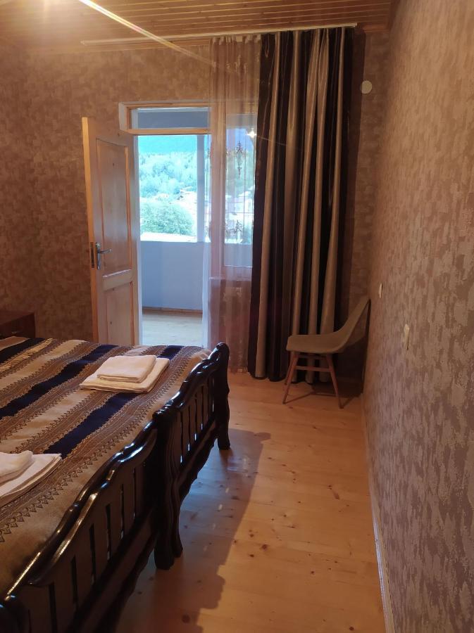 Guest House Nene Местия Экстерьер фото